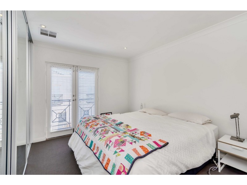 4, 190 Trimmer Parade, Seaton SA 5023