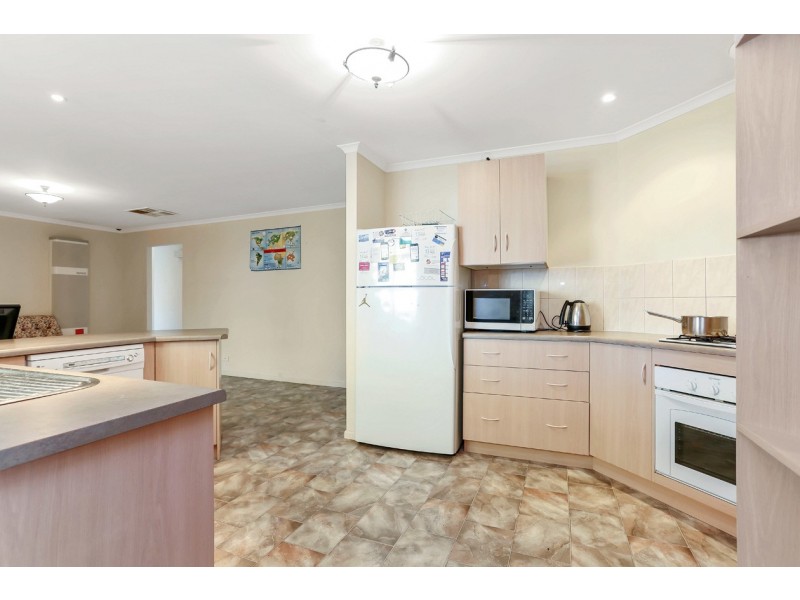 8 Berkeley Way, Hillbank SA 5112