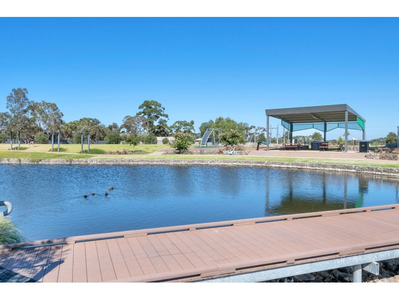 10 Greenslade Boulevard, Evanston South SA 5116