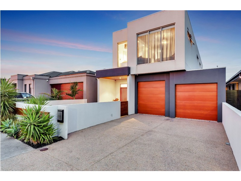 8 Keating Court, West Lakes Shore SA 5020