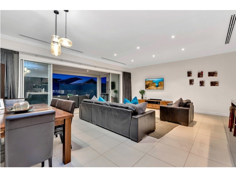 8 Keating Court, West Lakes Shore SA 5020