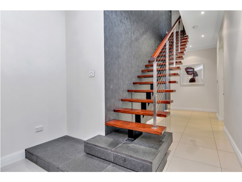 8 Keating Court, West Lakes Shore SA 5020