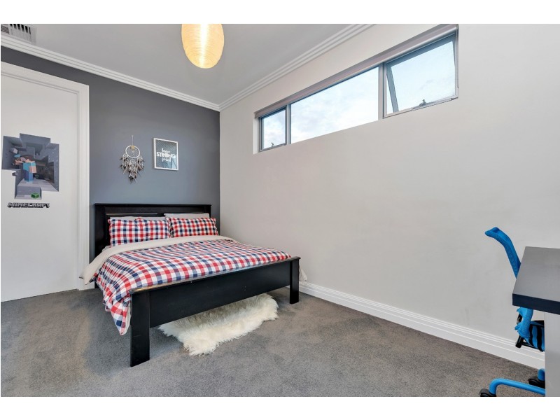 8 Keating Court, West Lakes Shore SA 5020