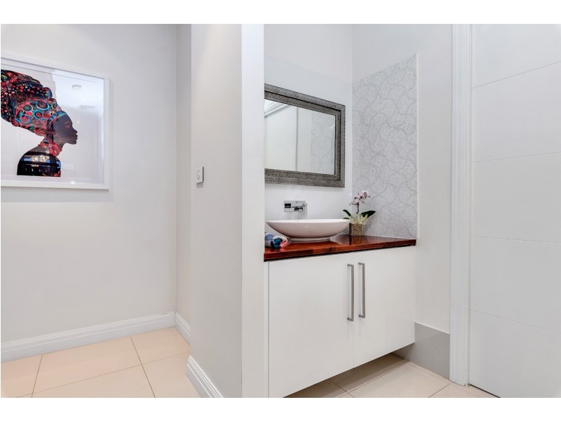 8 Keating Court, West Lakes Shore SA 5020