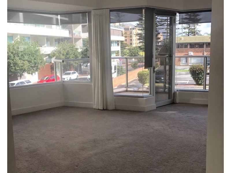 2/42 Durham Street, Glenelg SA 5045