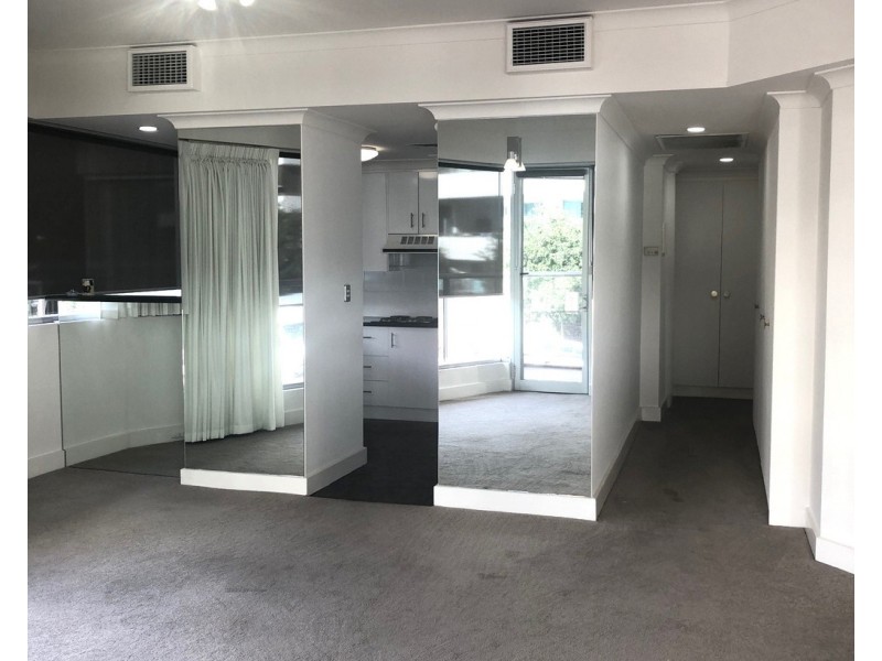 2/42 Durham Street, Glenelg SA 5045