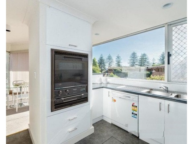 2/42 Durham Street, Glenelg SA 5045