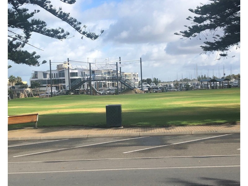 2/42 Durham Street, Glenelg SA 5045