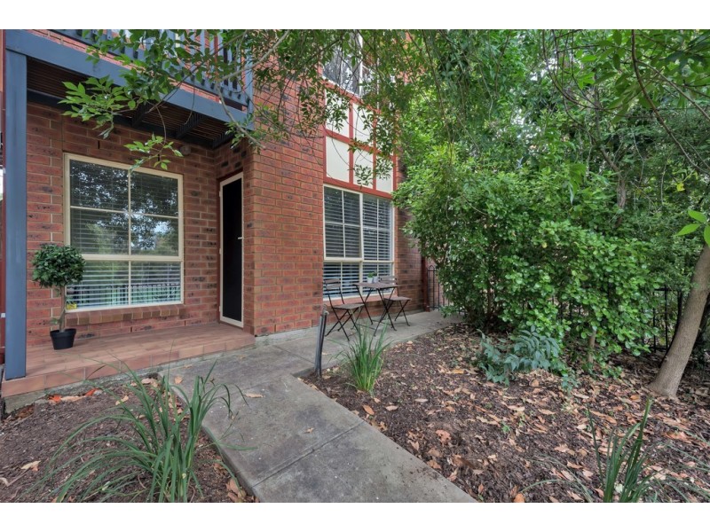 4/36-38 Debenham Crt, Greenwith SA 5125