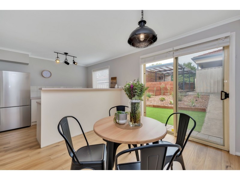 4/36-38 Debenham Crt, Greenwith SA 5125