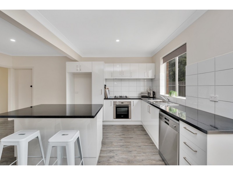 6 Weerana Road, Salisbury Plain SA 5109