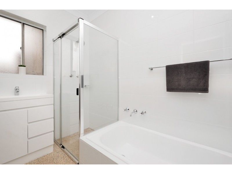 6 Weerana Road, Salisbury Plain SA 5109