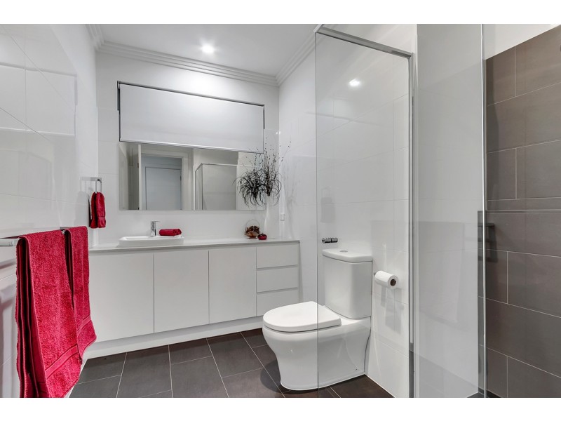 17 HMAS Australia Road, Henley Beach South SA 5022