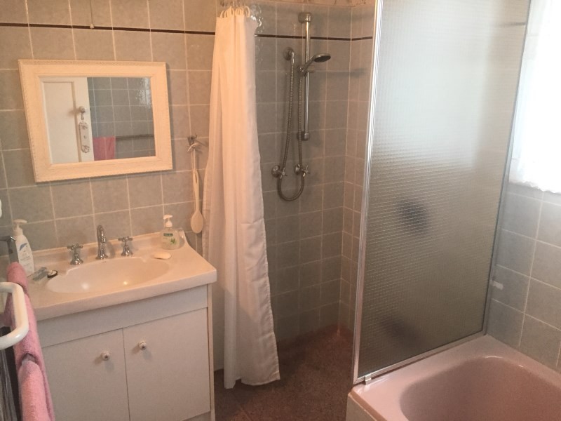 34 Shirley Ave, Woodville West SA 5011