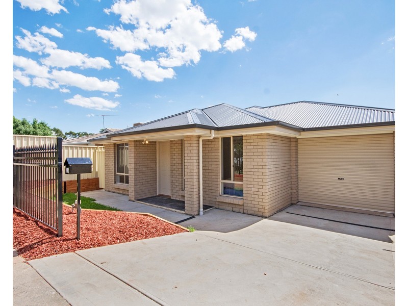26 Selina St, Morphett Vale SA 5162