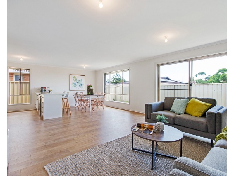 26 Selina St, Morphett Vale SA 5162