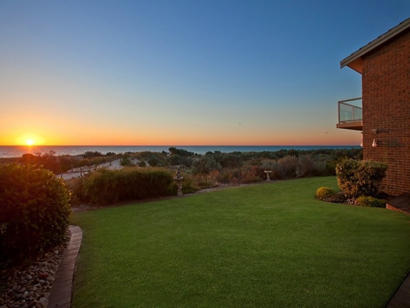 13 Shore Court, West Lakes Shore SA 5020