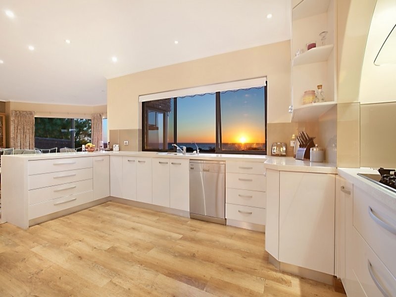 13 Shore Court, West Lakes Shore SA 5020