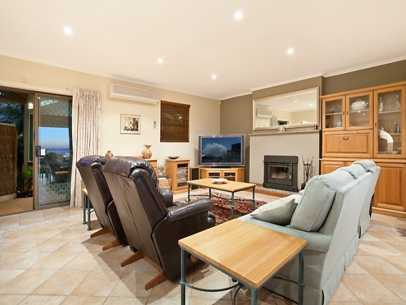 13 Shore Court, West Lakes Shore SA 5020
