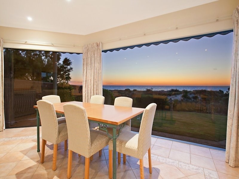 13 Shore Court, West Lakes Shore SA 5020