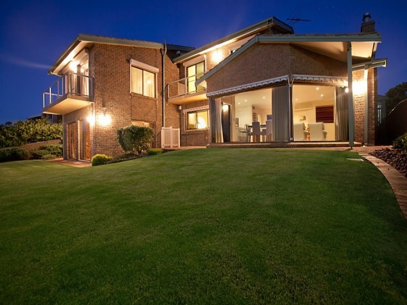 13 Shore Court, West Lakes Shore SA 5020