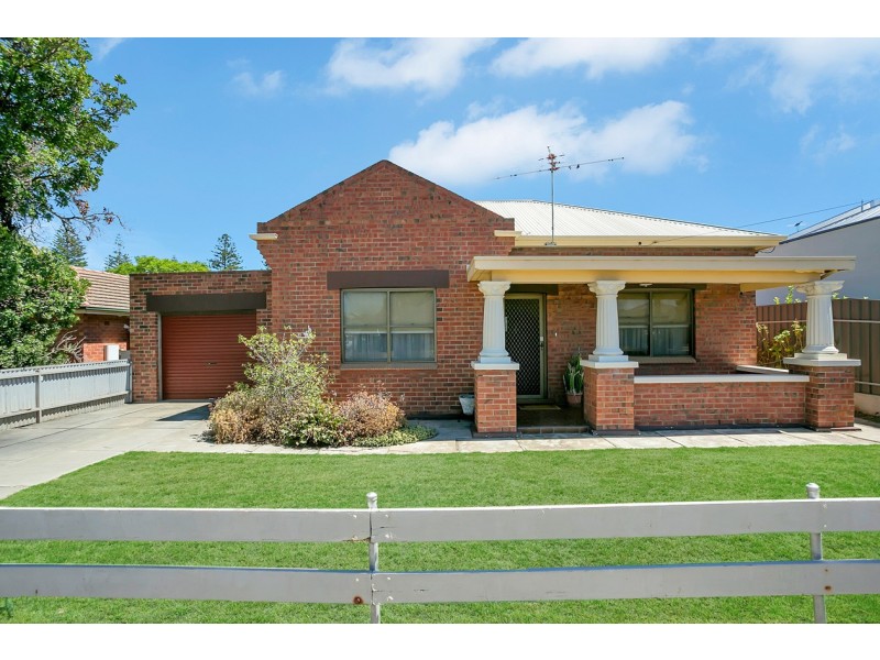 31 Swan Street, Grange SA 5022