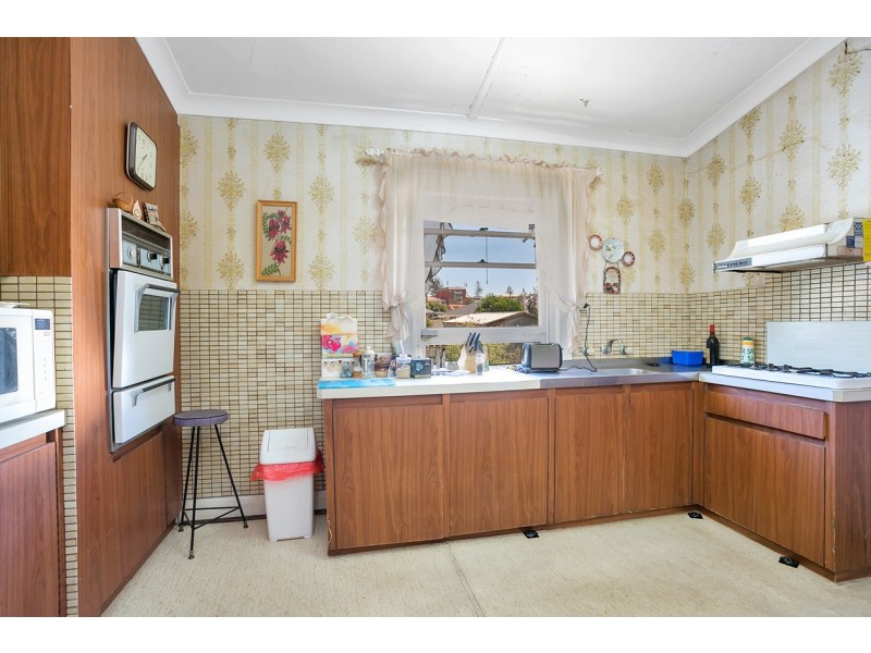 31 Swan Street, Grange SA 5022