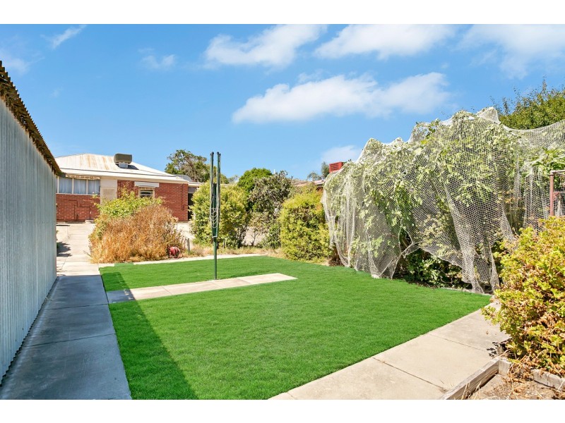31 Swan Street, Grange SA 5022
