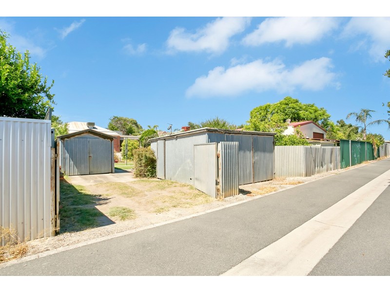31 Swan Street, Grange SA 5022