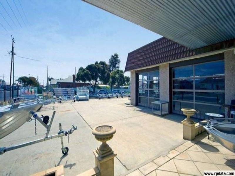 111 Tapleys Hill Road, Hendon SA 5014