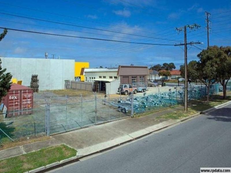 111 Tapleys Hill Road, Hendon SA 5014