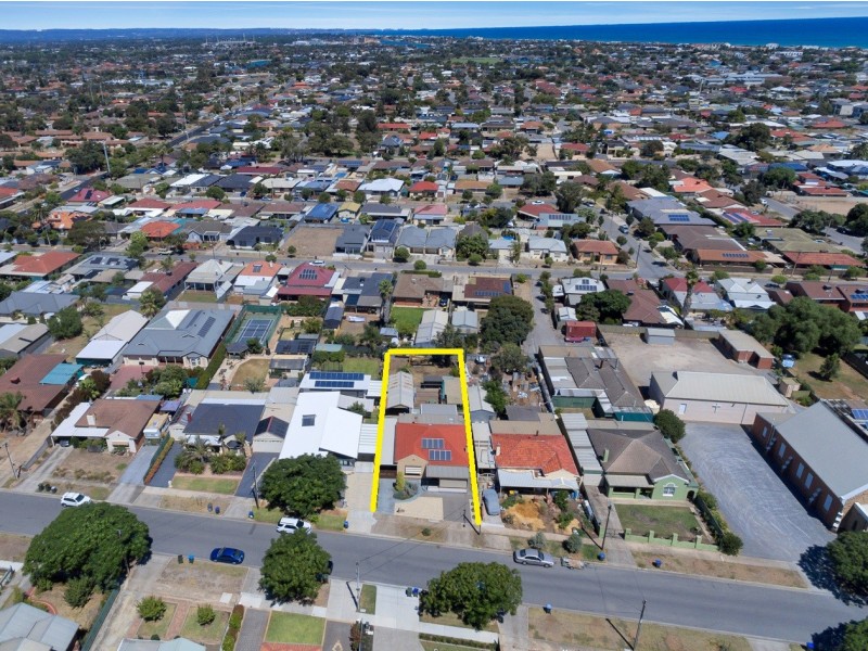 12 Bray Avenue, Semaphore Park SA 5019