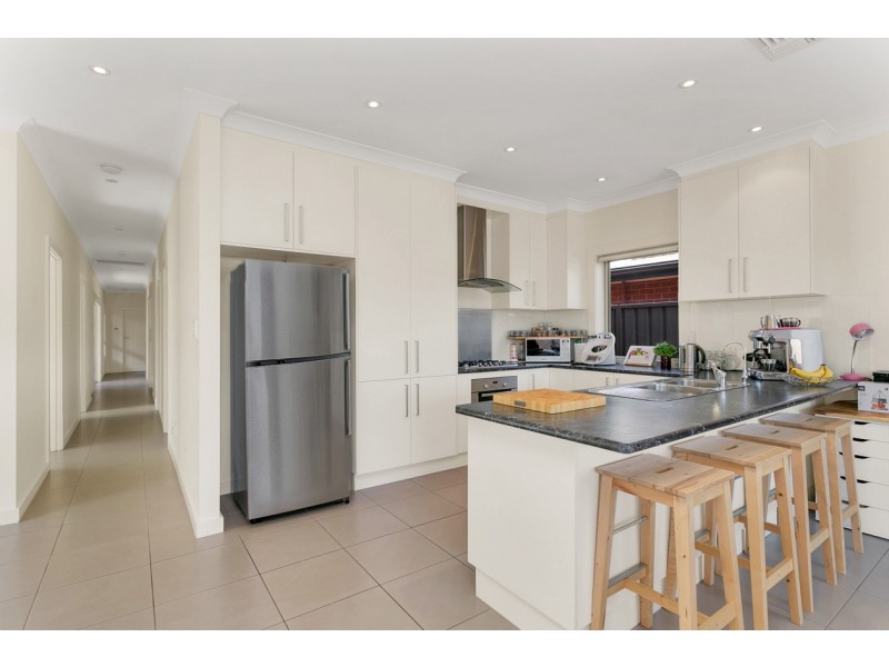 5 Winser Avenue, Seaton SA 5023