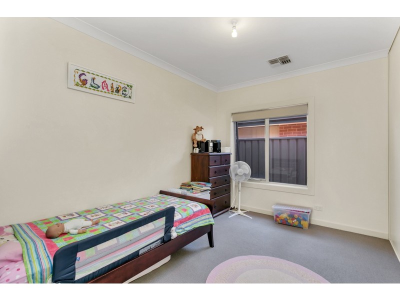 5 Winser Avenue, Seaton SA 5023