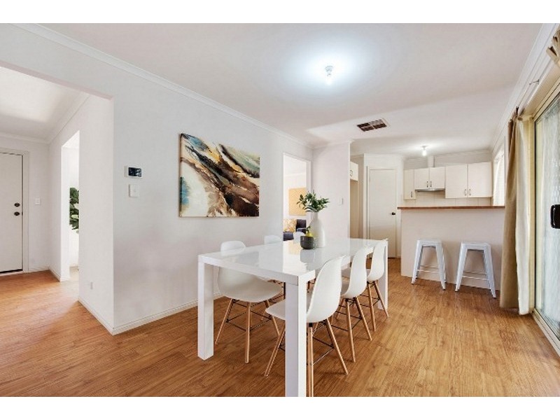34 Kent Avenue, Clearview SA 5085