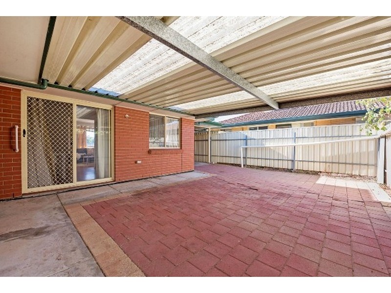 34 Kent Avenue, Clearview SA 5085