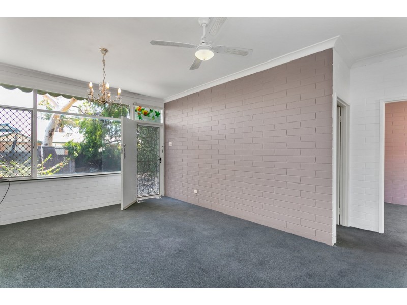 4, 19 Selkirk Ave, Seaton SA 5023