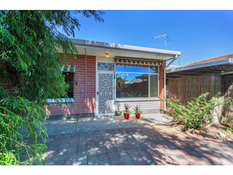 4, 19 Selkirk Ave, Seaton SA 5023