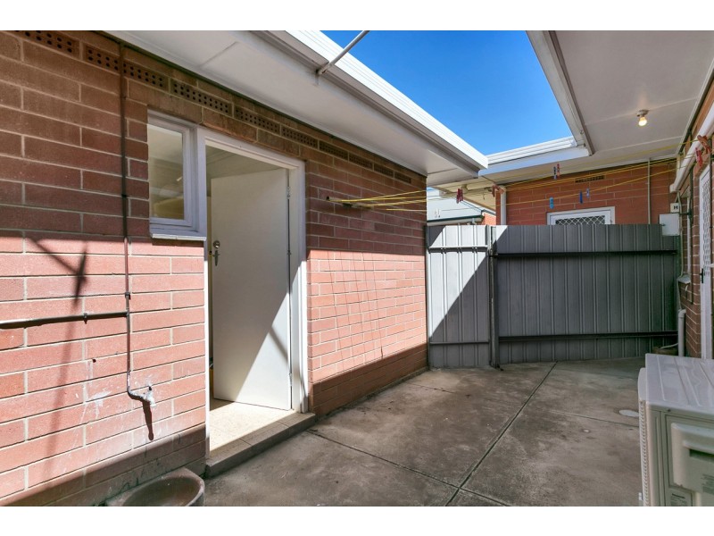 4, 19 Selkirk Ave, Seaton SA 5023