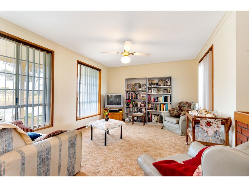 5 Lawrie Road, Lewiston SA 5501