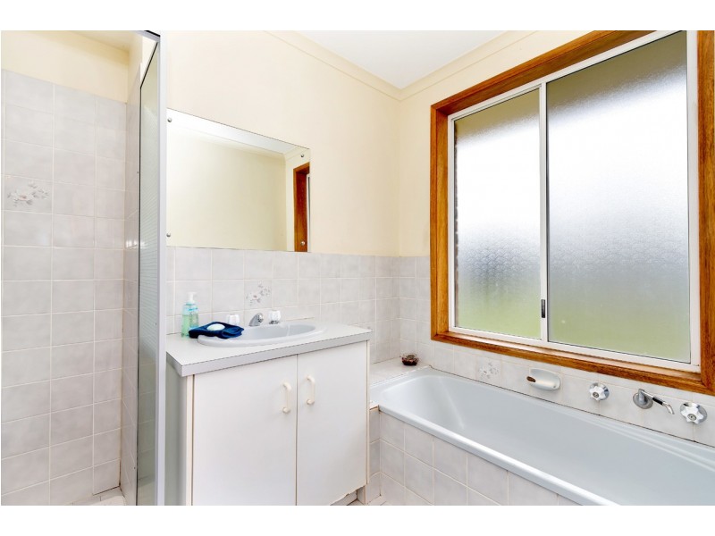 5 Lawrie Road, Lewiston SA 5501