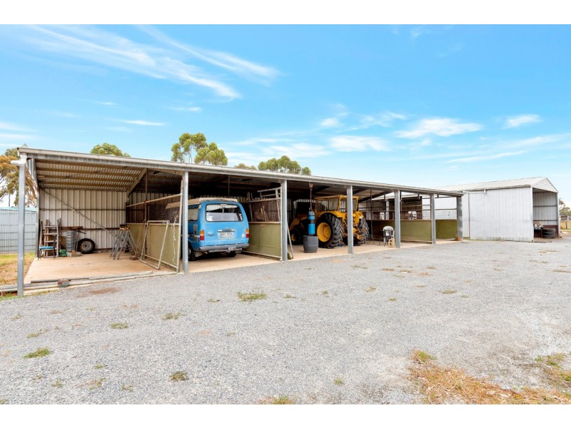 5 Lawrie Road, Lewiston SA 5501