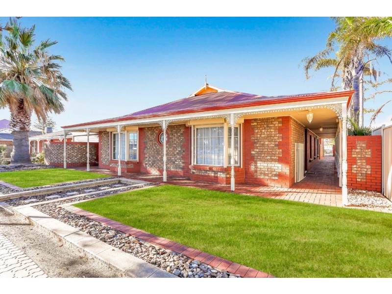 4 Foremost Court, North Haven SA 5018