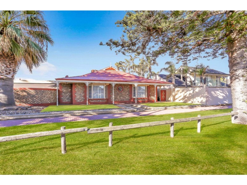 4 Foremost Court, North Haven SA 5018