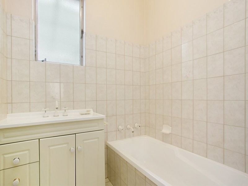 18 Fairway Street, Para Hills SA 5096