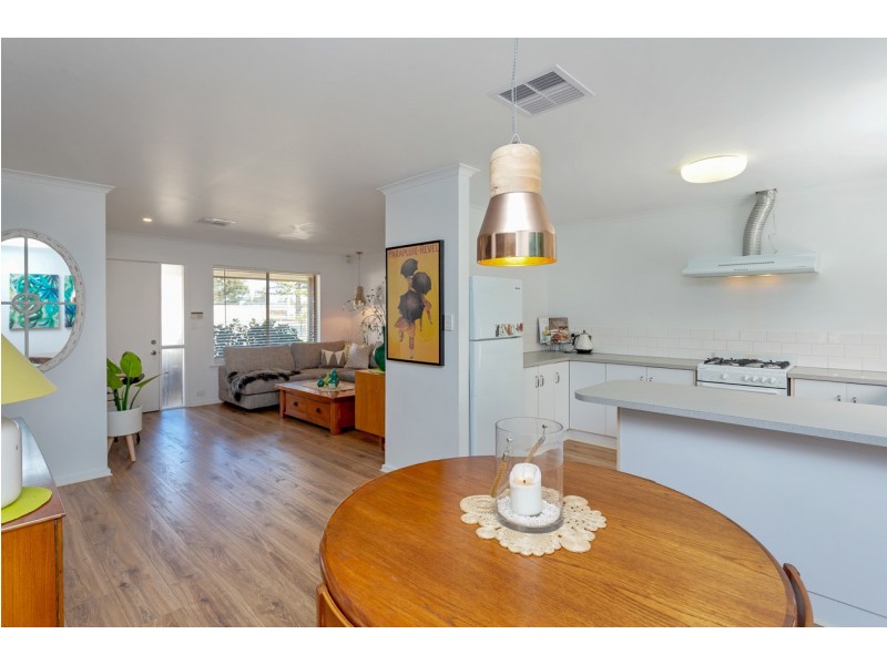 7/306 Victoria Road, Largs North SA 5016