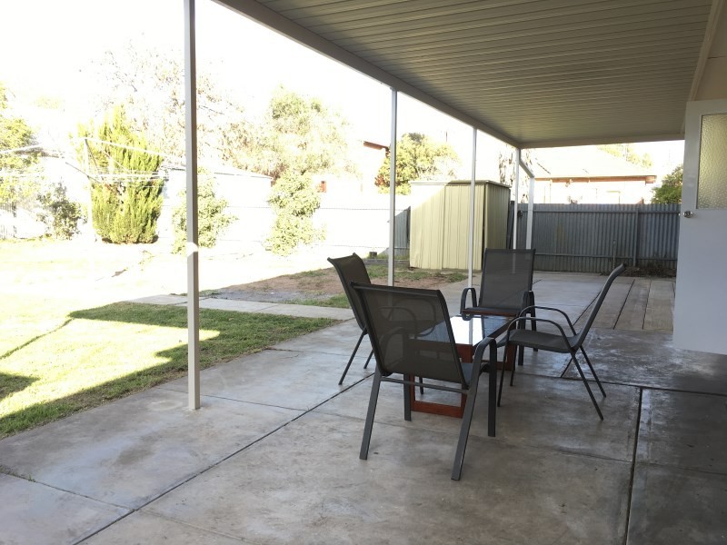 15 Speed Ave, North Plympton SA 5037
