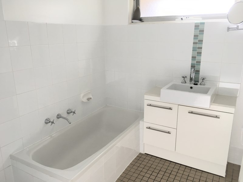 21 Balee Road, Happy Valley SA 5159
