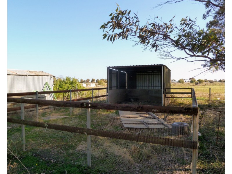 25 Frost Road, Lower Light SA 5501