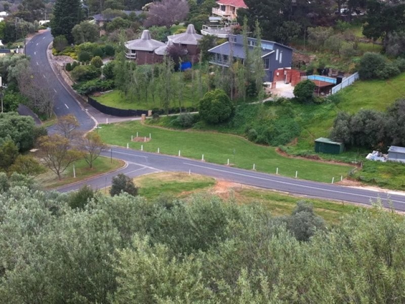 16 Hayward Drive, Glen Osmond SA 5064